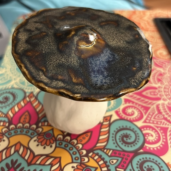 Mushroom Ceramic Decor - Picture 6 of 8